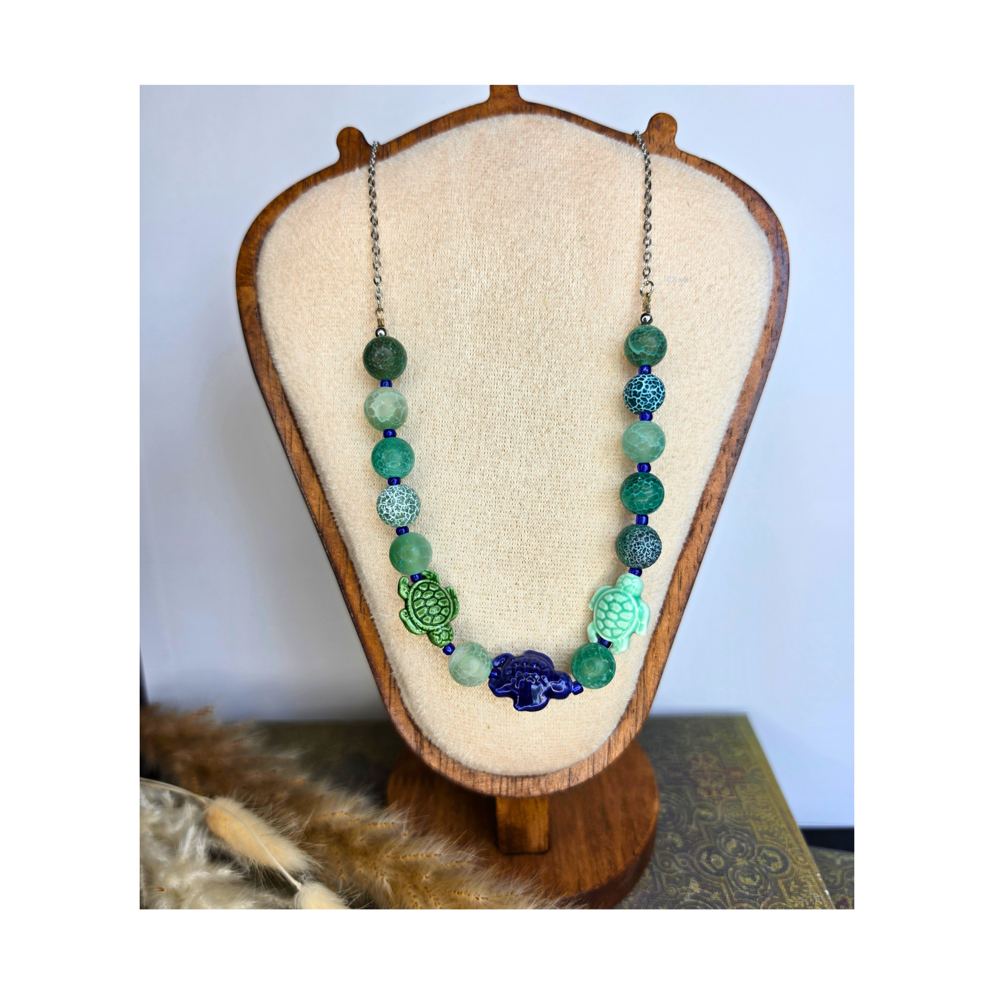 Crackle Agate & Ceramic Sea Turtle Beaded Necklace