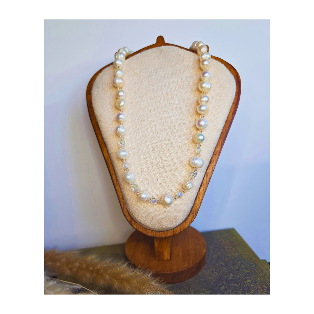 Freshwater Pearl & Crystal Necklace