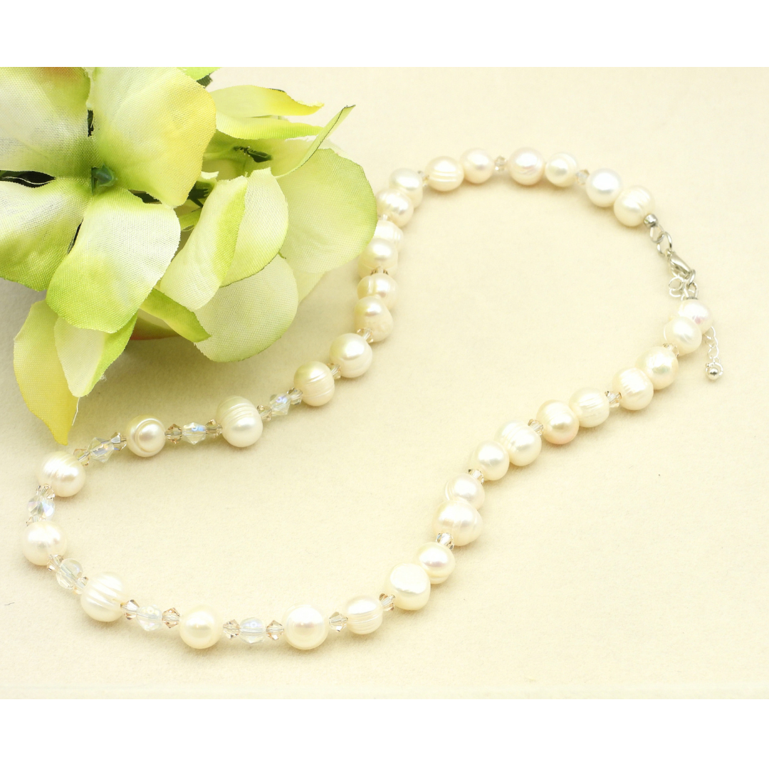 Freshwater Pearl & Crystal Necklace